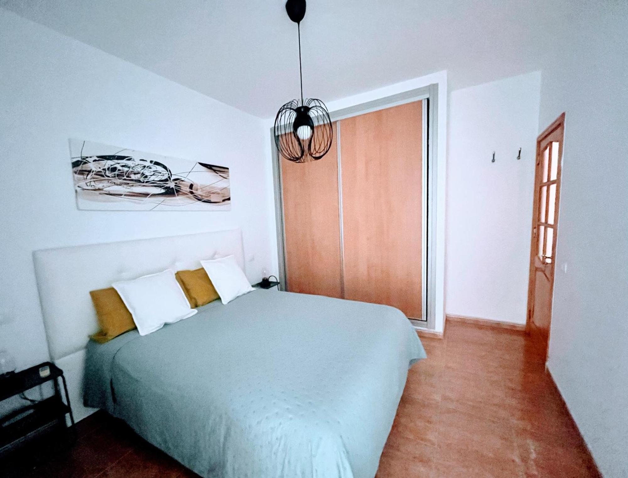 Melo Home 1 Near Airport, Elevator Vecindario  Extérieur photo